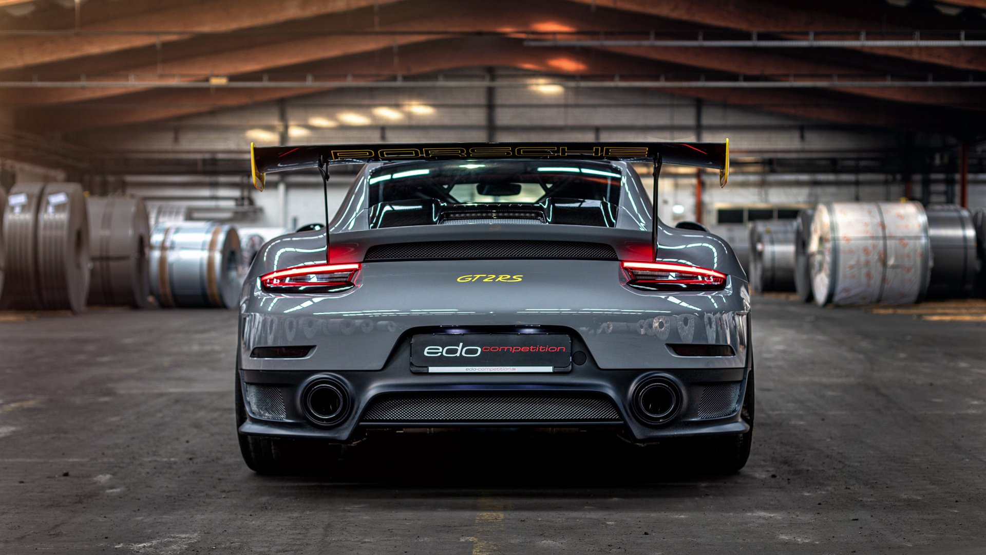 爱游戏官方网站-塞维利亚双中锋组合制造持续威胁，塞维利亚队