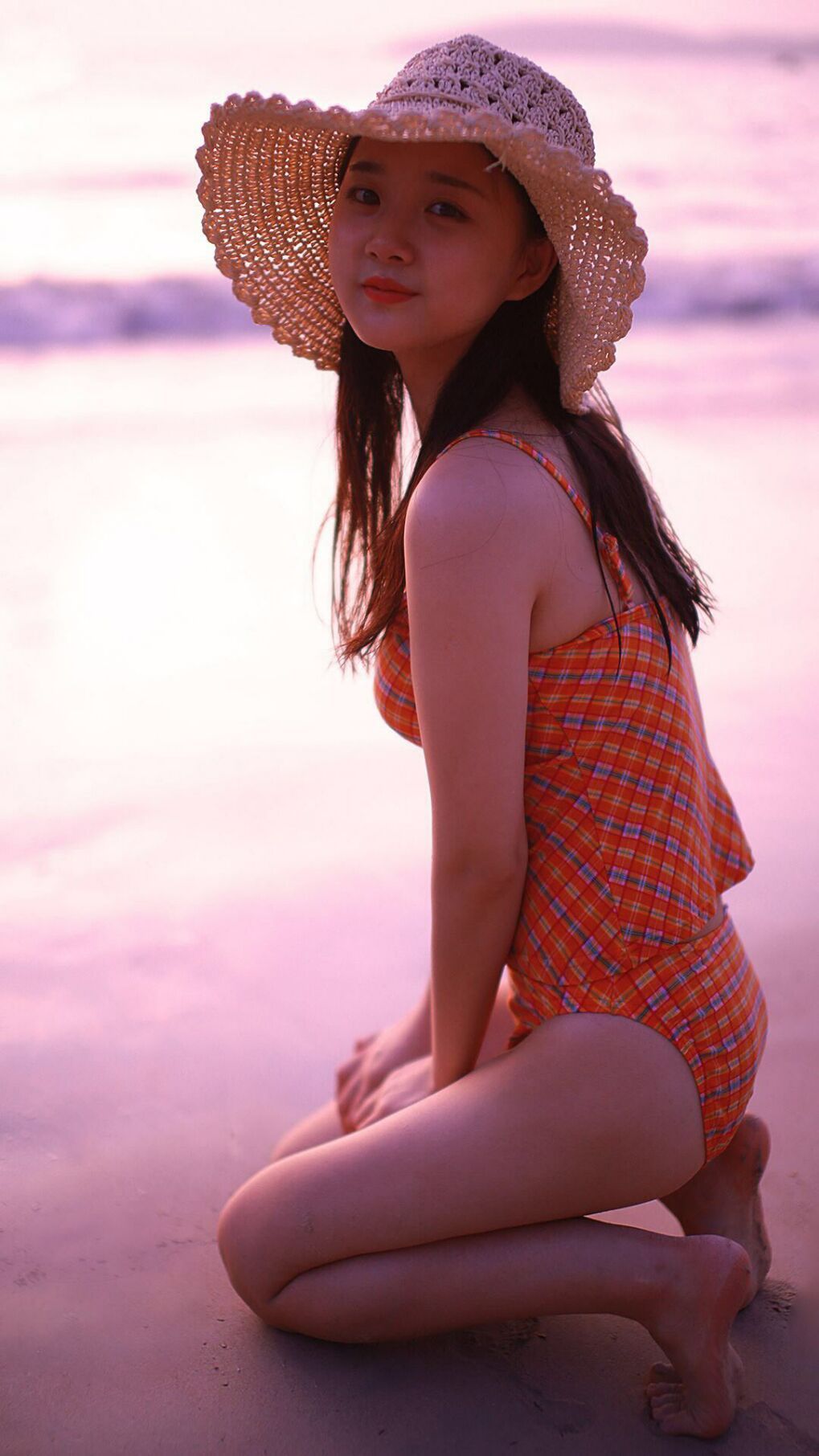 篮网锋线球员展示极限弹跳能力,篮网锋线球员展示极限弹跳能力是多少